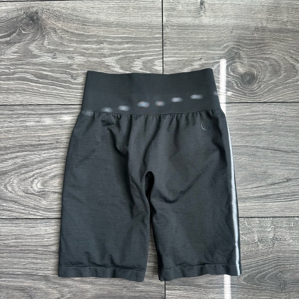Charcoal Grey Lazuli Label High Waisted Seamless Scrunch Shorts